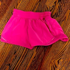 Lululemon sonic pink 4 inch size 4 shorts